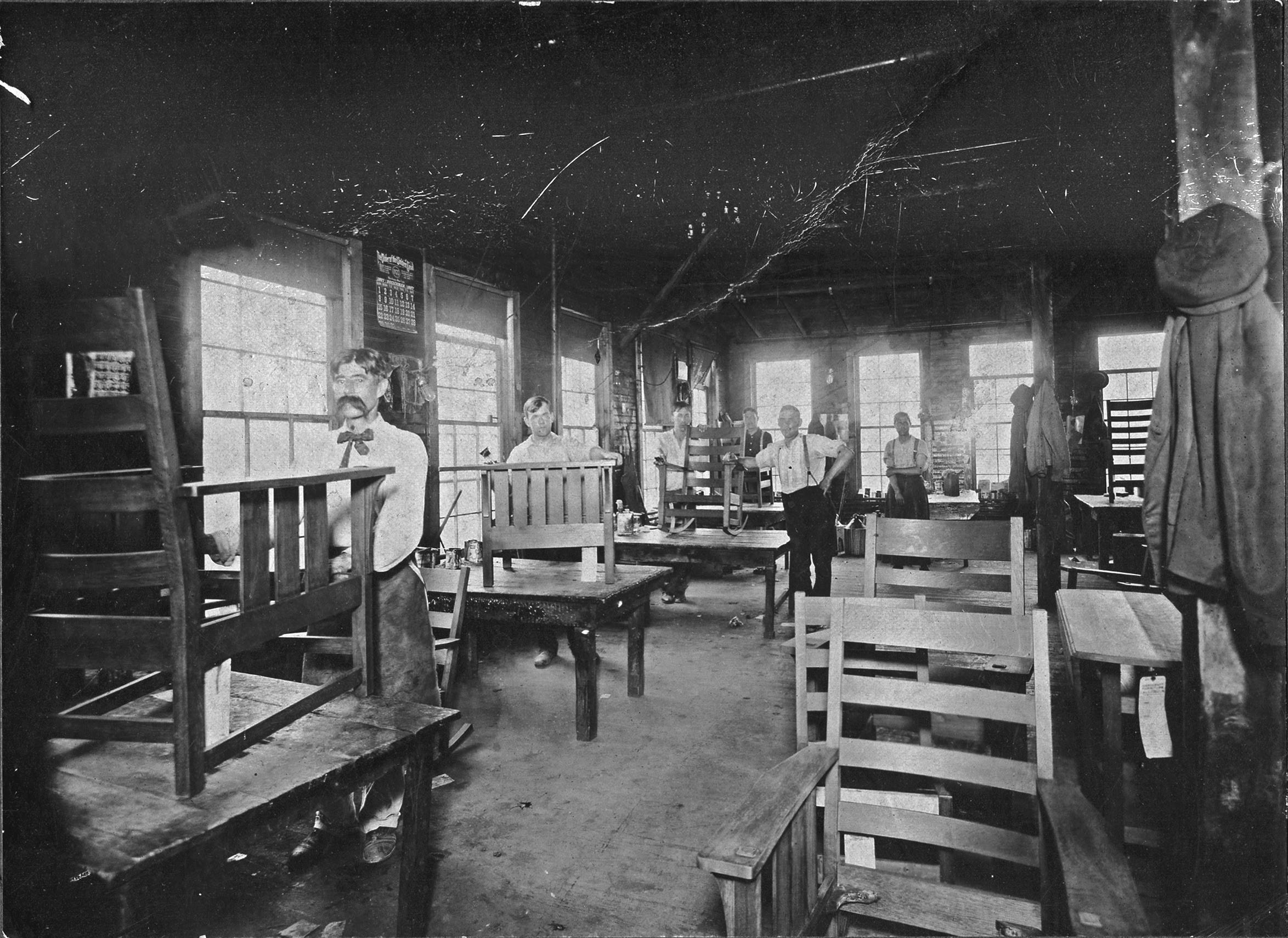 1chairs finishing room