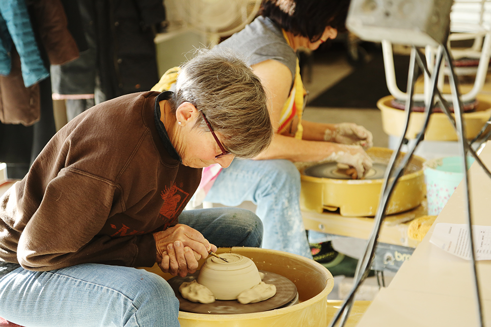 Pottery class web